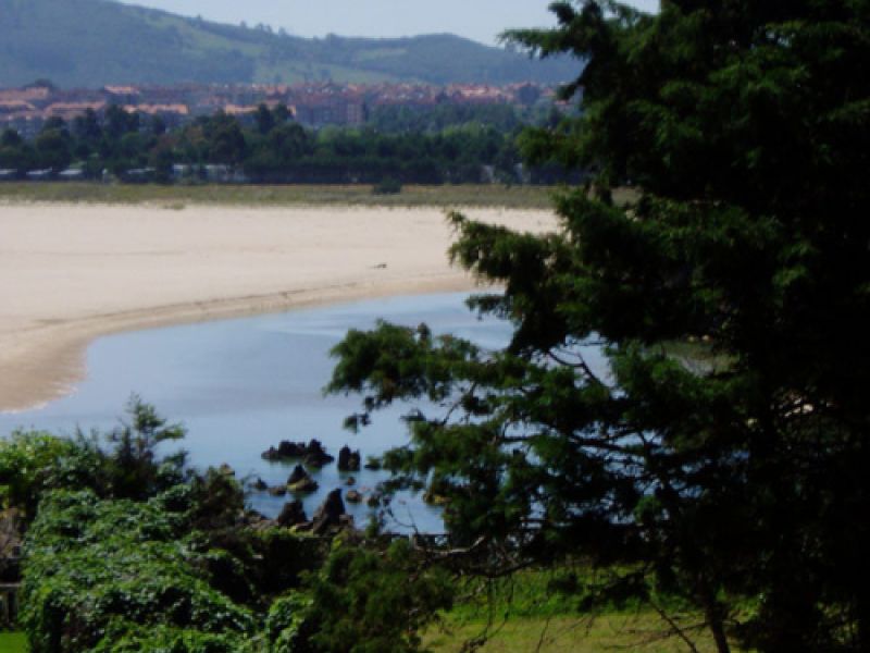 Hospedaje en Isla Cantabria   2